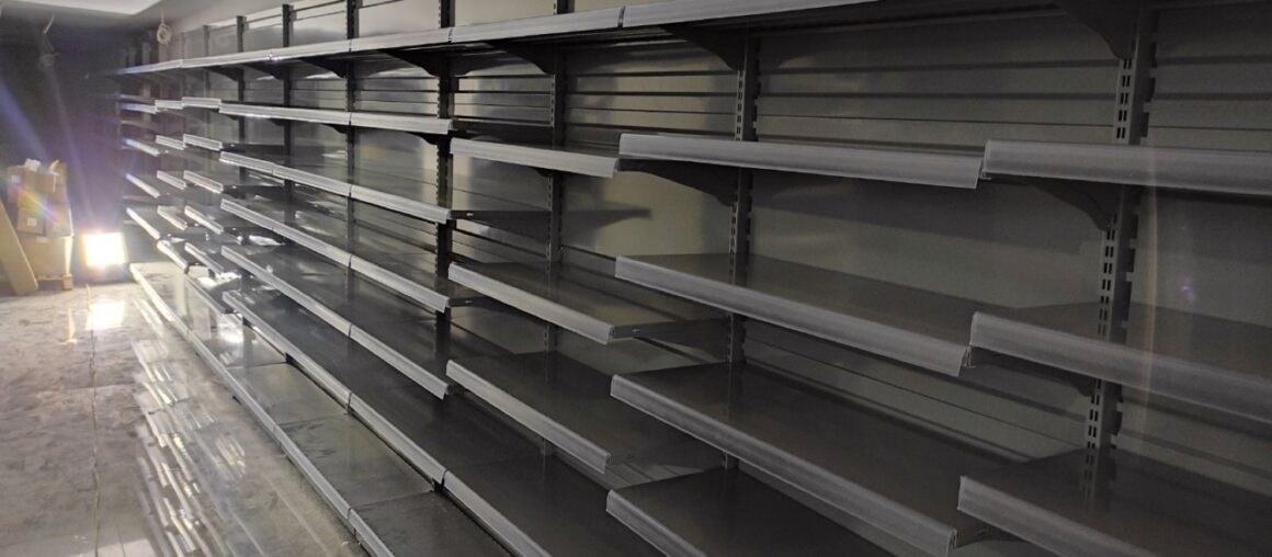 Installation of shelving equipment- Super Market Kritikos Olympou, Thessaloniki