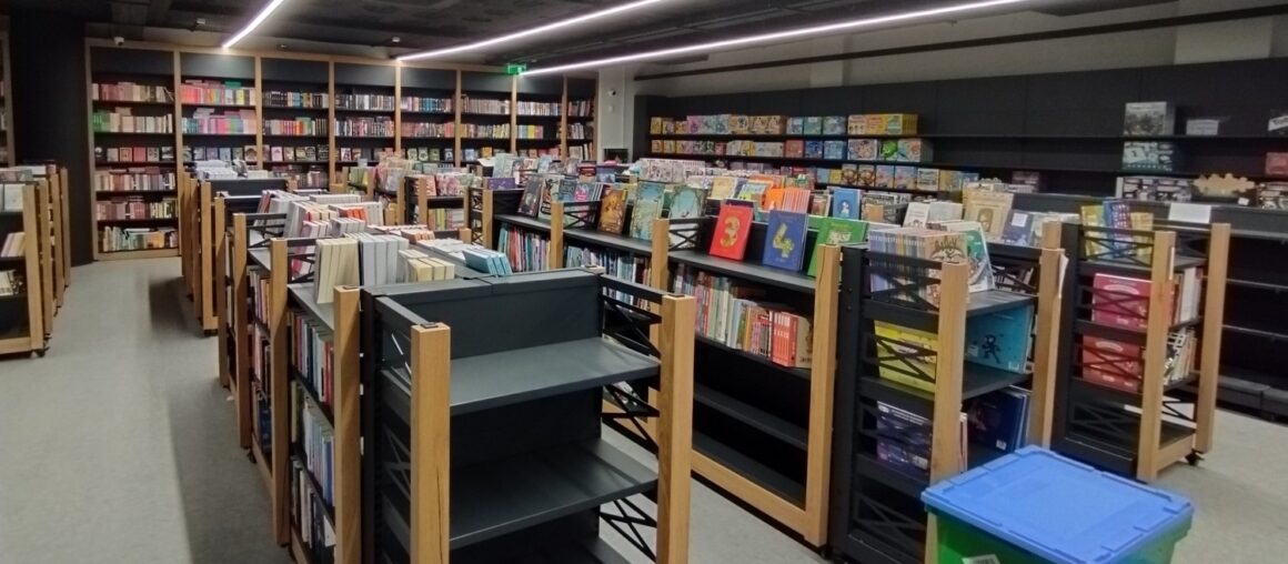 Εξοπλισμός καταστημάτων- Public Κέρκυρα